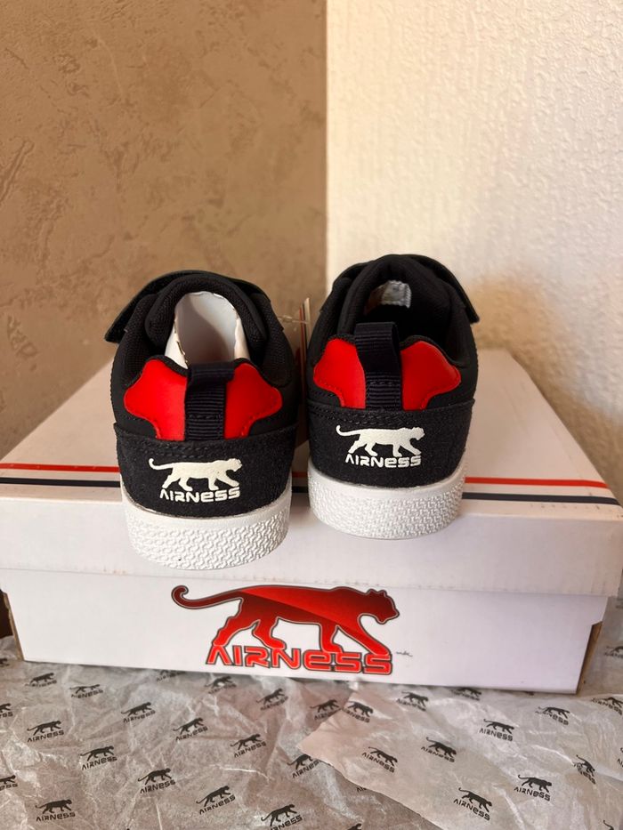 Basket airness P28 neuf - photo numéro 3