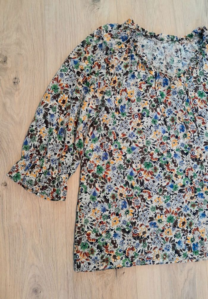Blouse fleurie t.44 - photo numéro 3
