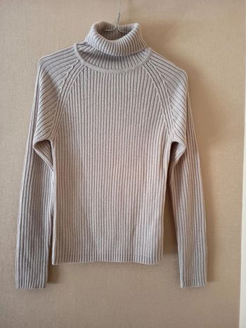 Pull femme col roulé. Marque Basicone (D70)