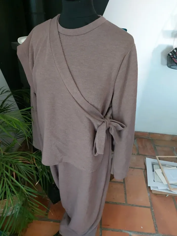 Robe et gilet - photo numéro 4