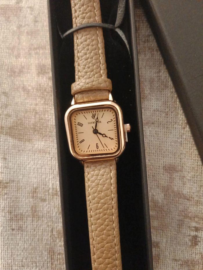 Montre femme - photo numéro 2