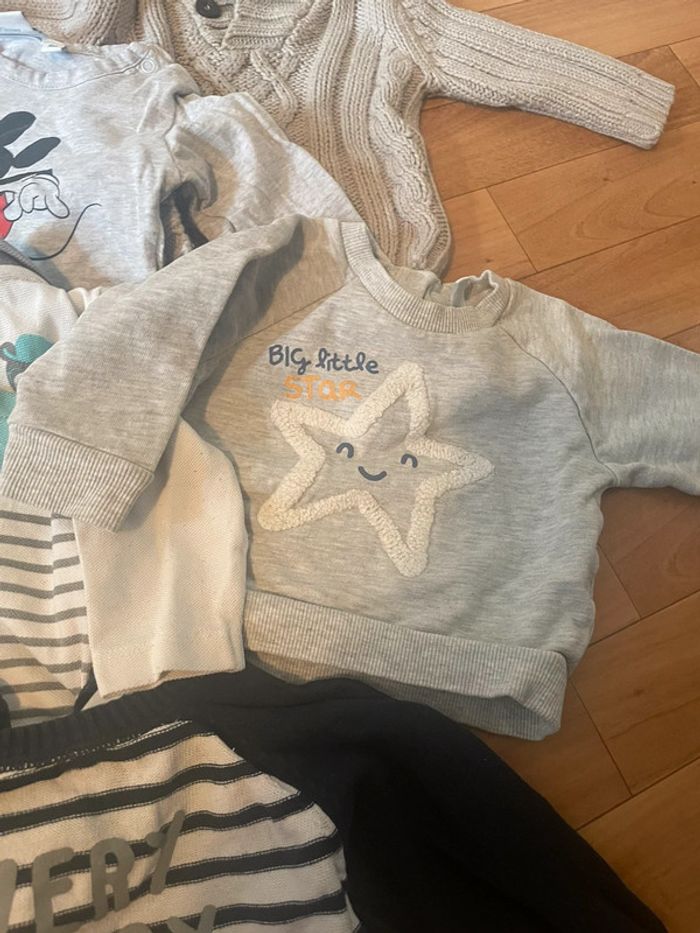 Lot 12 pulls, tshirts ML, gilets - photo numéro 6