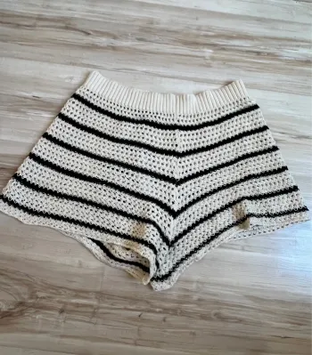 short mango en maille crochet