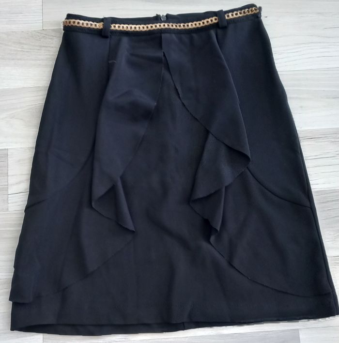 Jupe courte noire taille 38 - photo numéro 3