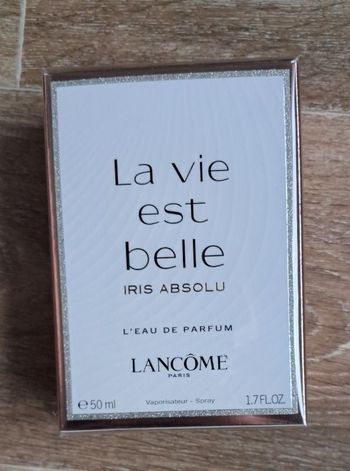 Parfum La Vie est belle iris absolu neuf 50ml