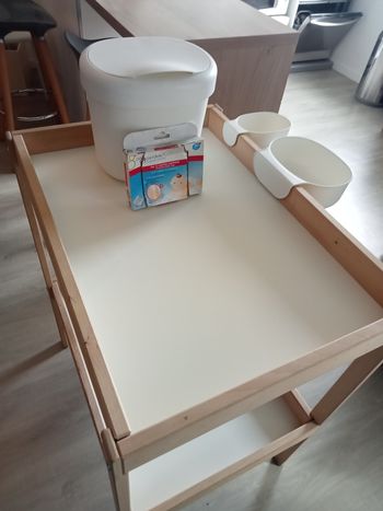 Table à langer IKEA