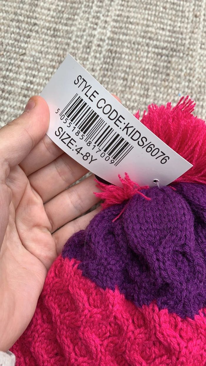 Bonnet il le enfant de 4 à 8 ans avec doublure et pompon cadeau Noël - photo numéro 2