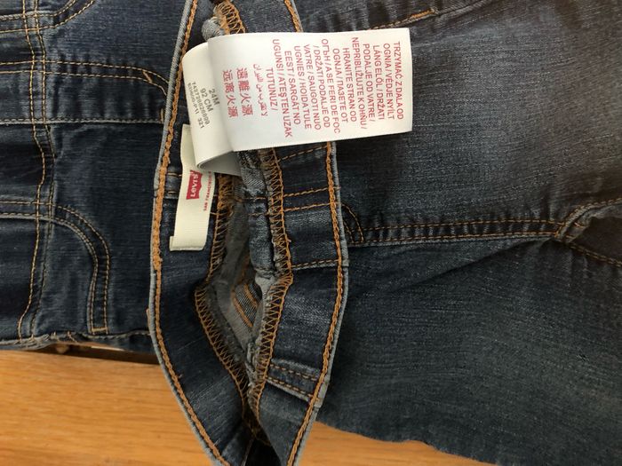 Lot 2 jeans Levi’s taille 24 mois - photo numéro 4
