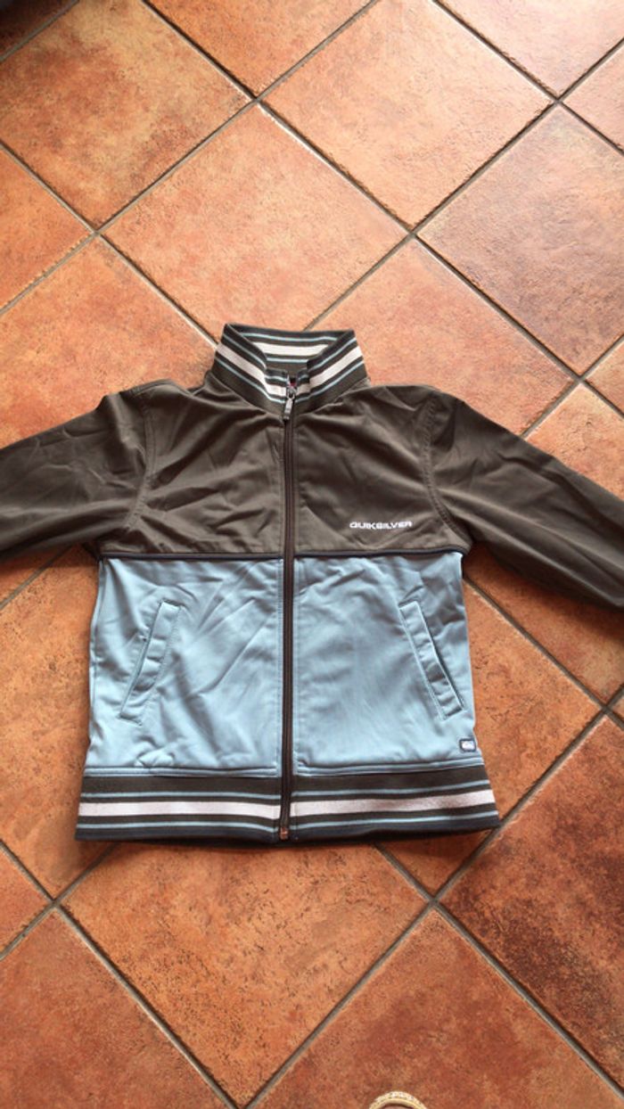 Quiksilver veste taille 8 ans