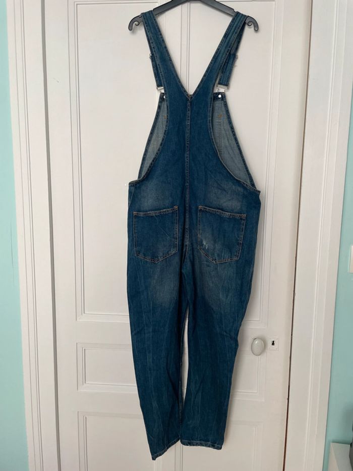 Salopette en jean Zara T38 – Effet destroy tendance – Très bon état - photo numéro 2