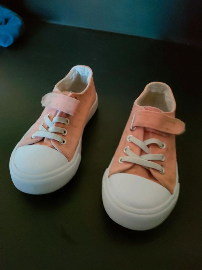 Chaussures basket 27