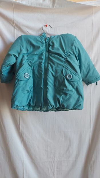 Blouson à capuche- intérieur polaire garçon taille 9 mois