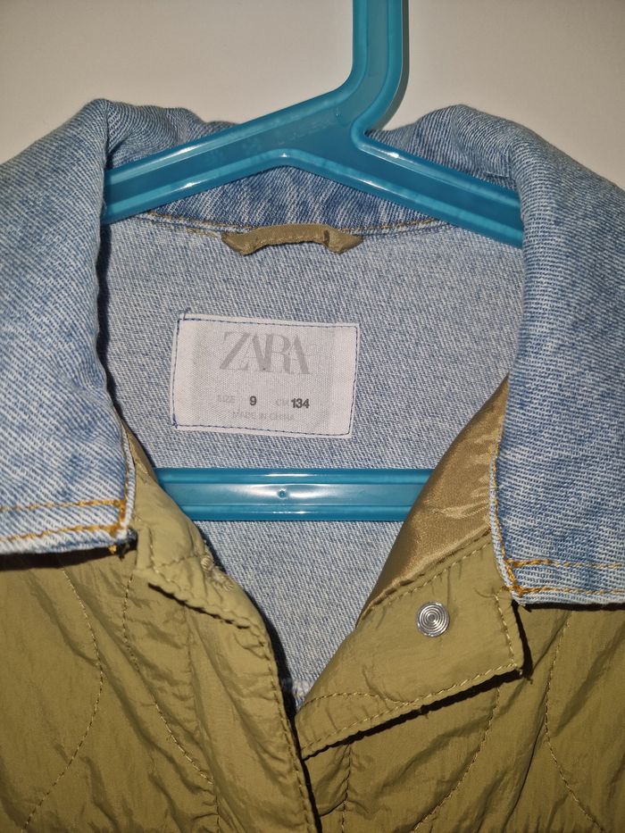 Vest en jean et matelassée Zara - photo numéro 3