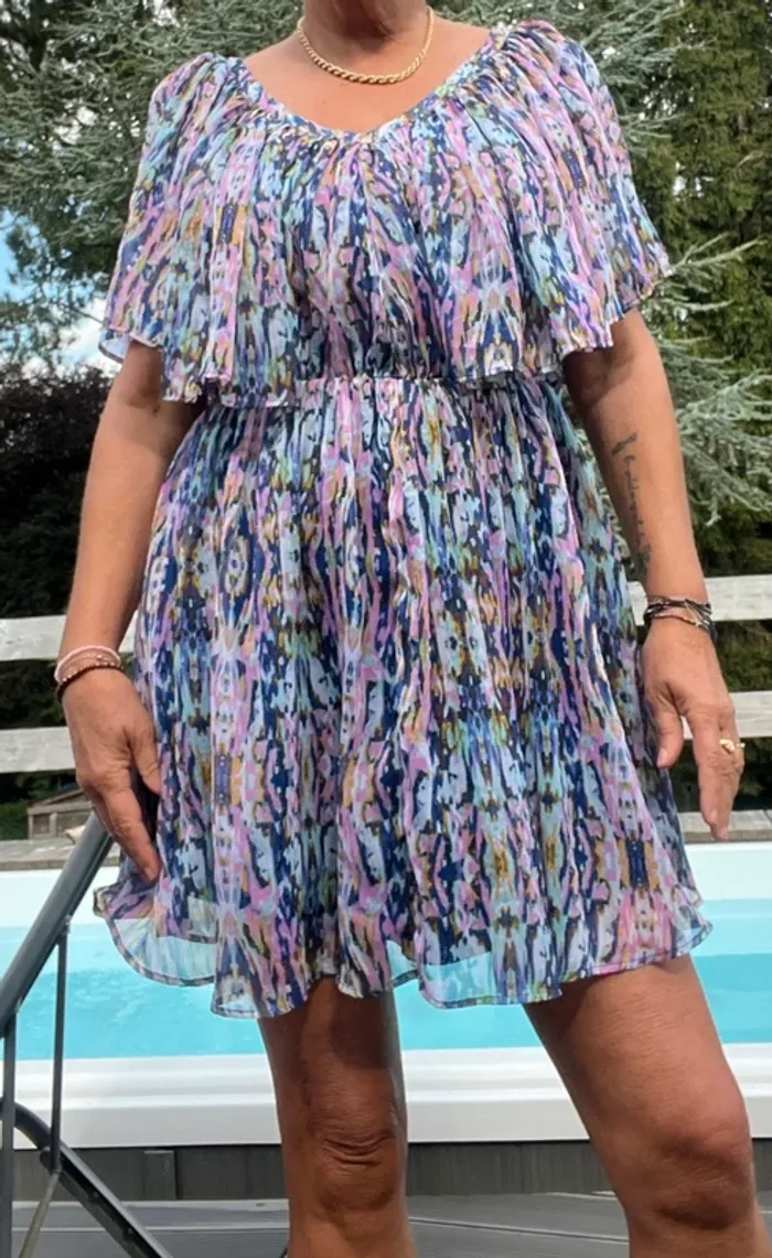 Jolie robe été fluide taille 36-38 état impeccable été à voir en urgence - photo numéro 6