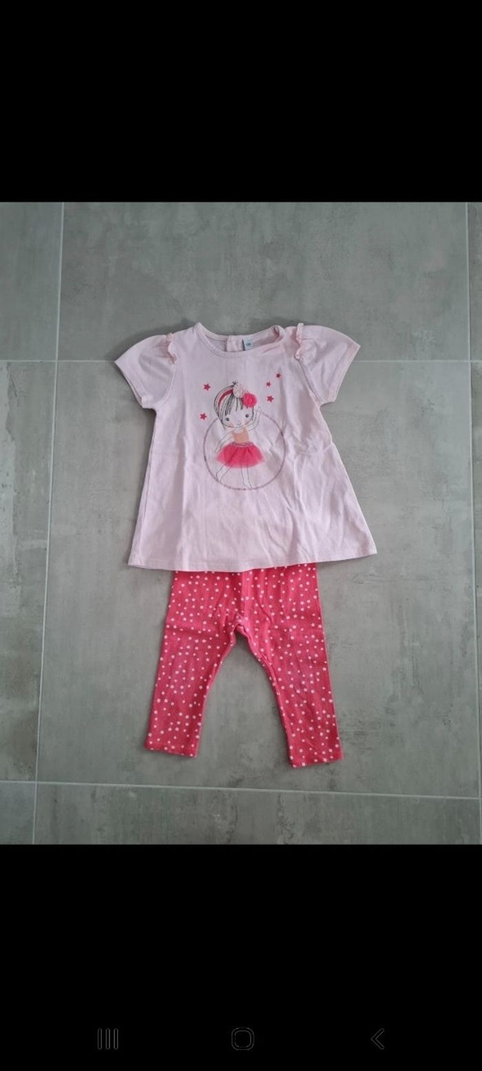 Ensemble 2 pièces t-shirt manches courtes leggings