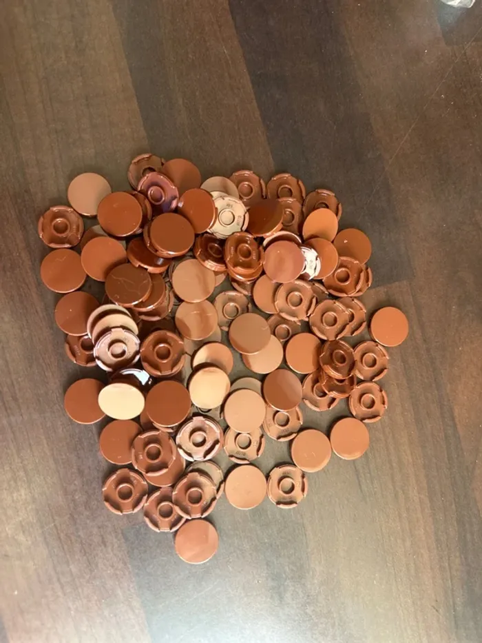 100 lego Tile, Round 2 × 2 with Bottom Stud Holder ref 14769 Reddish Brown