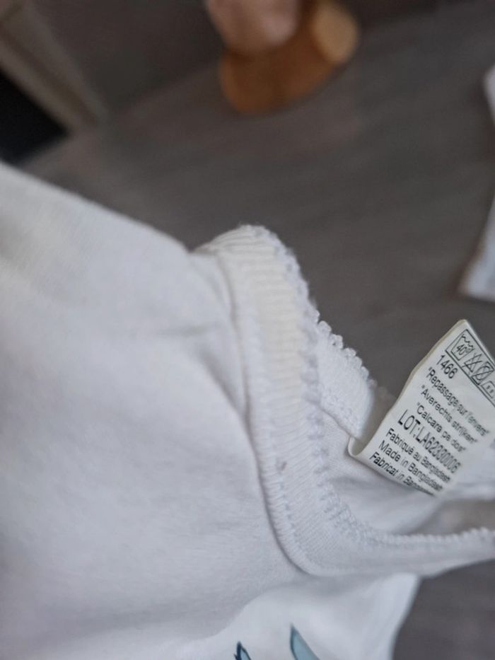 T-shirt blanc 3 mois - photo numéro 3