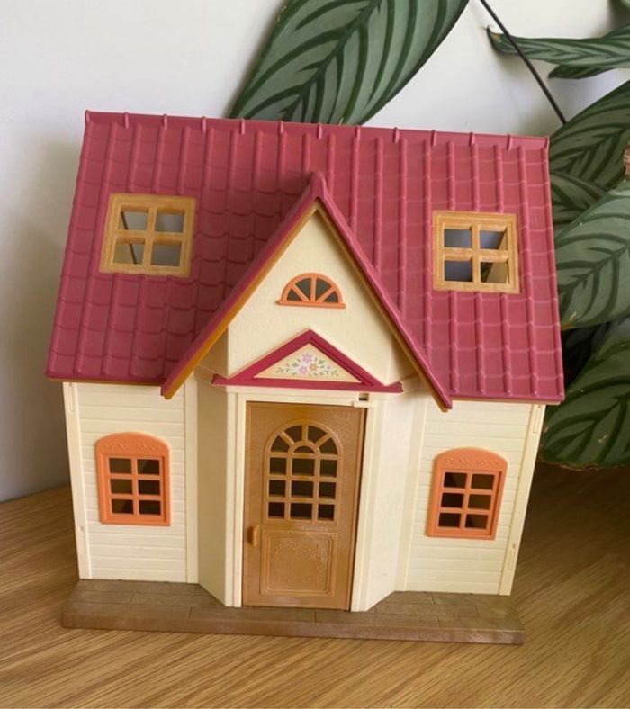 cosy cottage starter home  sylvanian family 5242