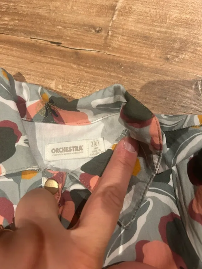 Robe doublé neuve fleuries 3 ans - photo numéro 2