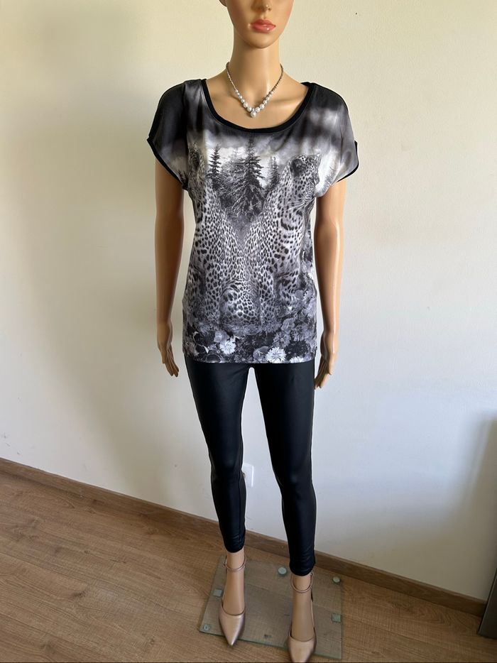 Blouse noire et grise à manches courtes Cache Cache taille 2 bon état - photo numéro 3