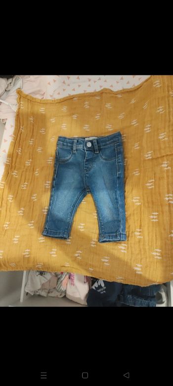 Jean 0/3 mois