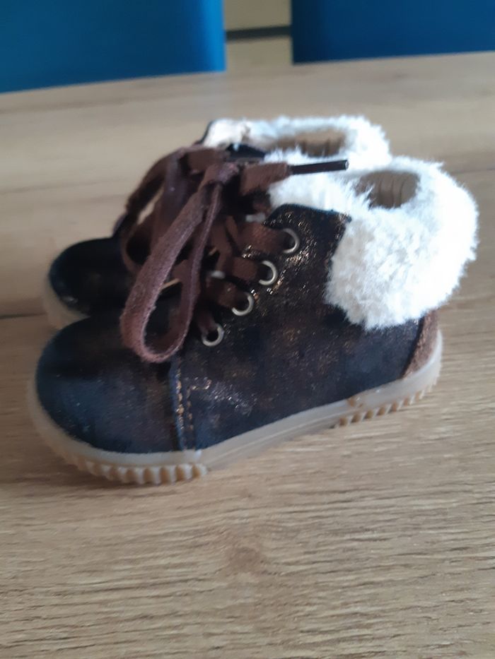 Chaussure fille 20 - photo numéro 2