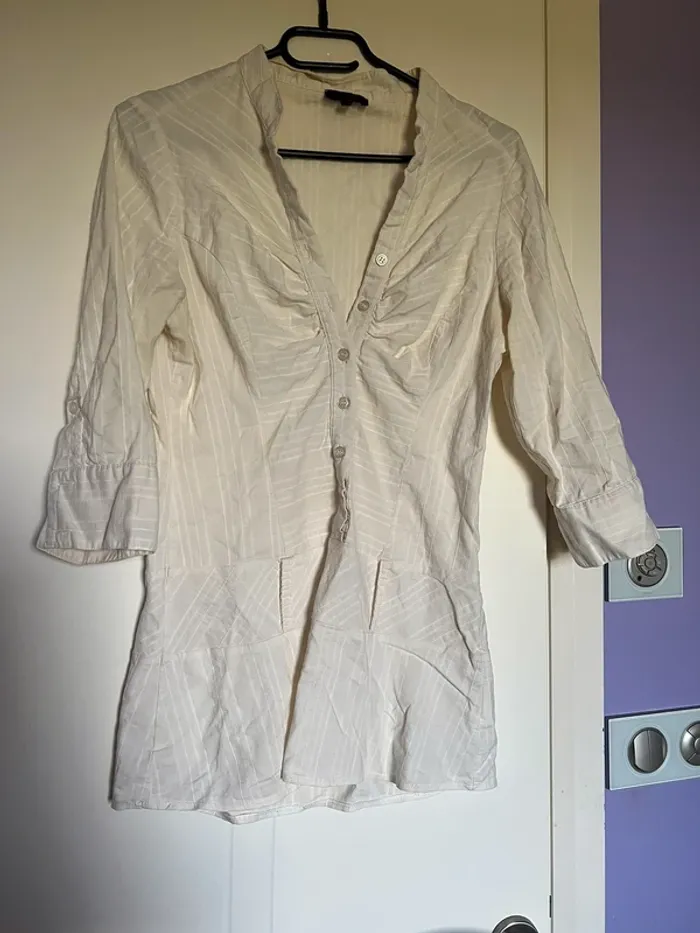 Lot de 17 chemises et tuniques taille 38/40 - photo numéro 8