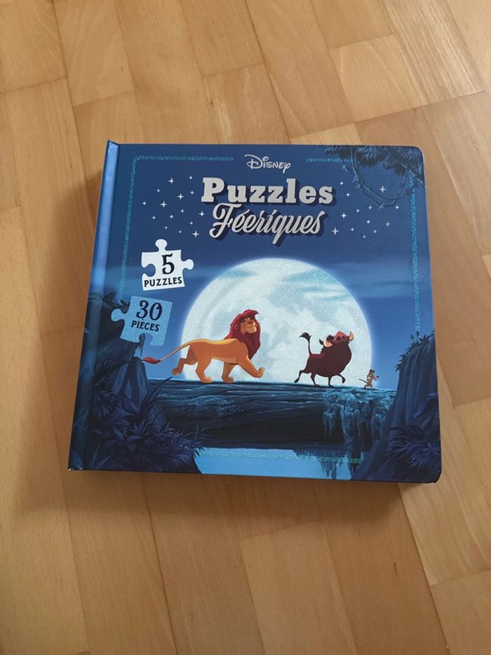 Livre puzzle Disney féerique