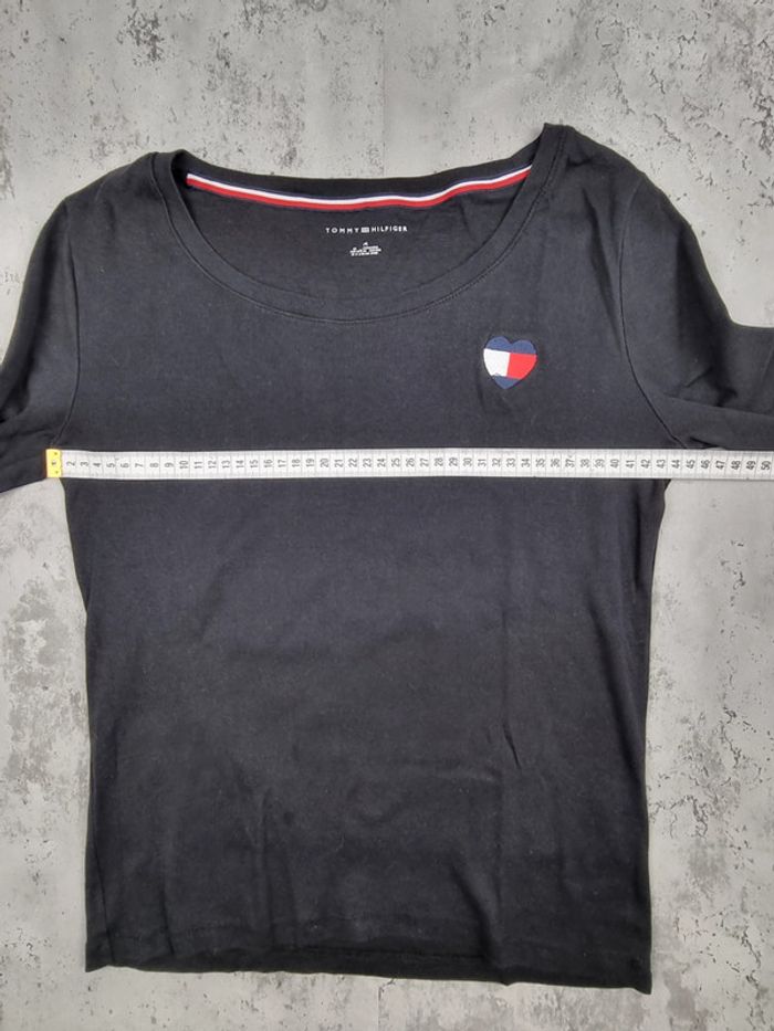 Sweat fin Tommy Hilfiger – Noir – Taille M Femme (mesures en photos) - photo numéro 10