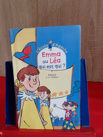 Emma ou Léa, qui est qui ?, L'école d'Agathe, Tome 9.