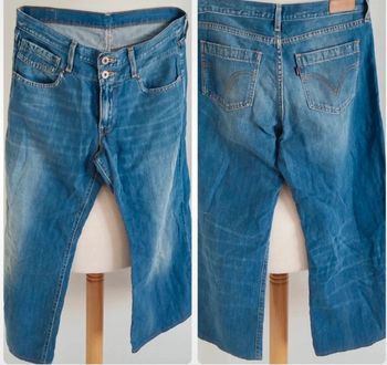 Jean bleu jambes larges Levi's taille 38