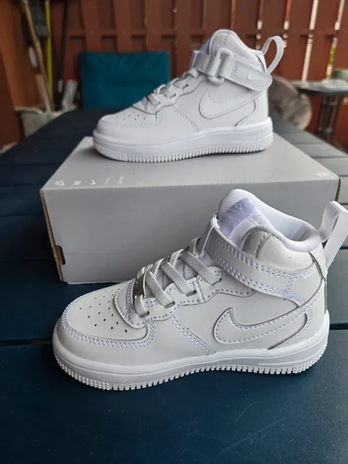 Nike force 1 easyon blanche taille 25 neuves - photo numéro 3