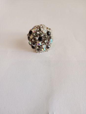 Bague strass gris blanc noir 19mm