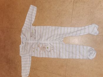 Pyjama taille 9mois