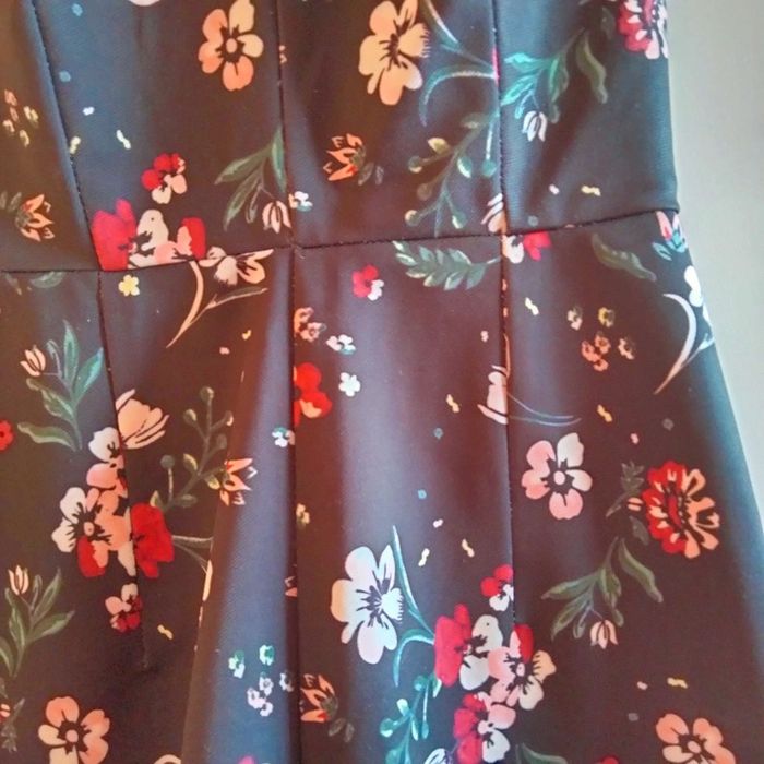 Combi-short chic noire à fleur cintrée - photo numéro 3