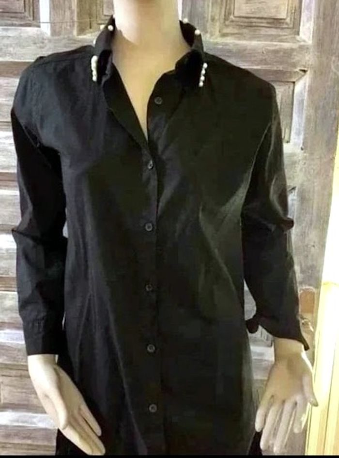 Chemise col perles