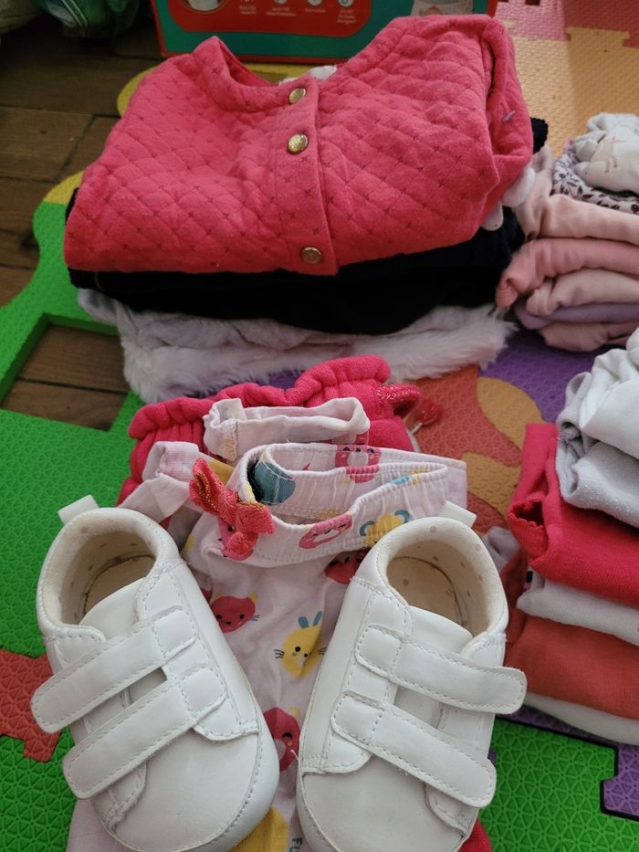 Gros lot 12 mois - photo numéro 3