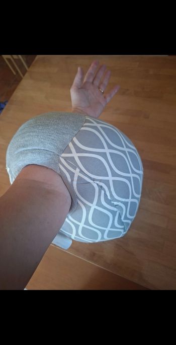 Coussin d'allaitement à enfiler