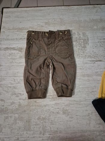 Pantalons tape a l'œil