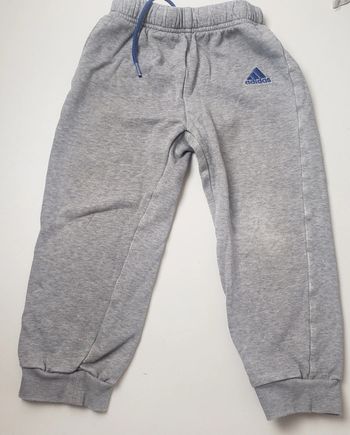 Jogging Adidas taille 3/4ans
