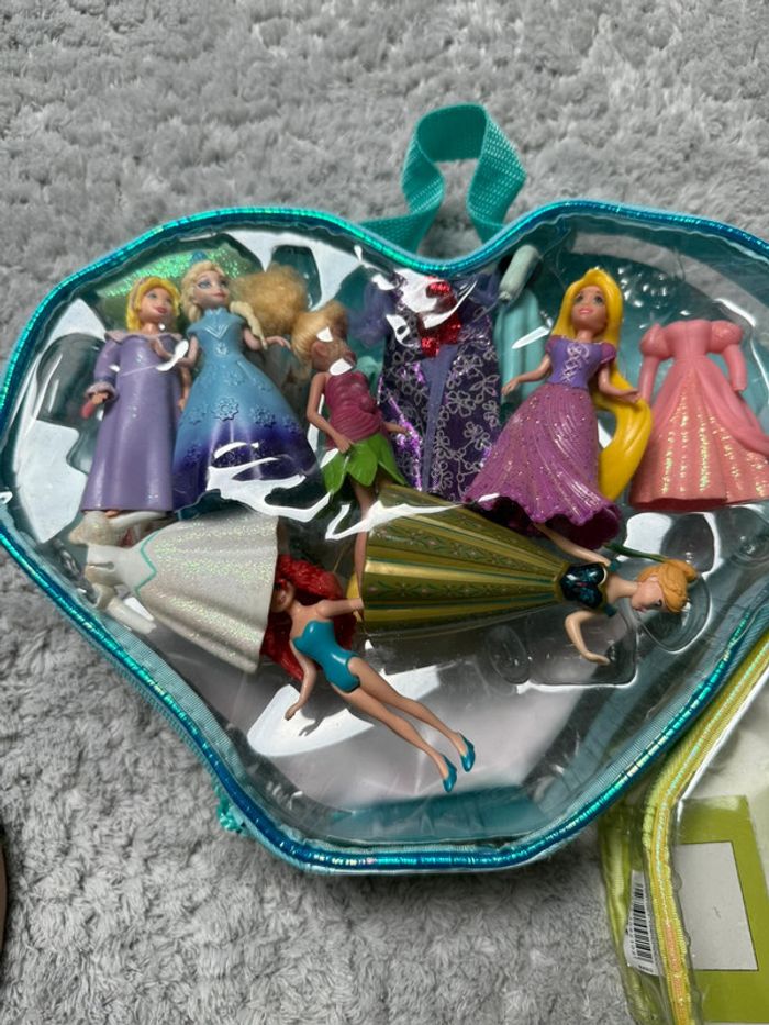 Mini poupées Disney - photo numéro 2