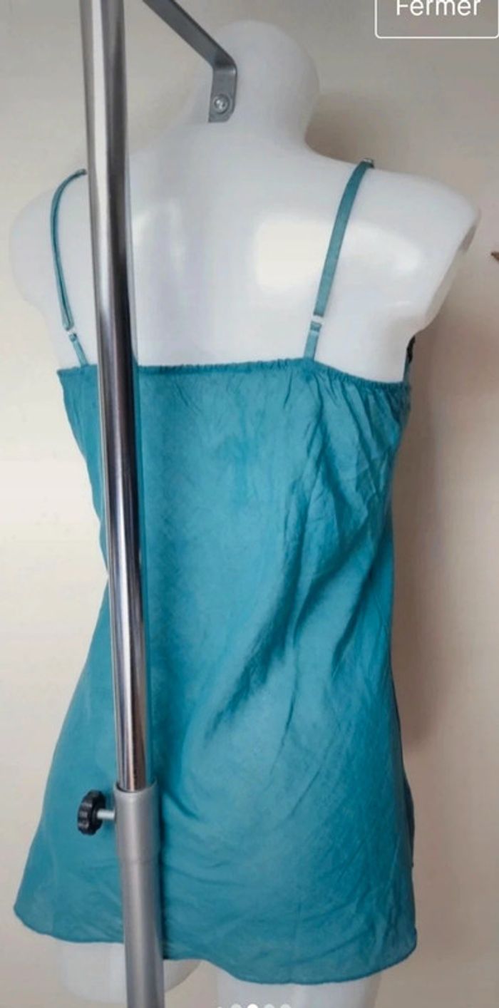 🌺Top à fines Bretelles fines bleu canard taille 38🌺 - photo numéro 4
