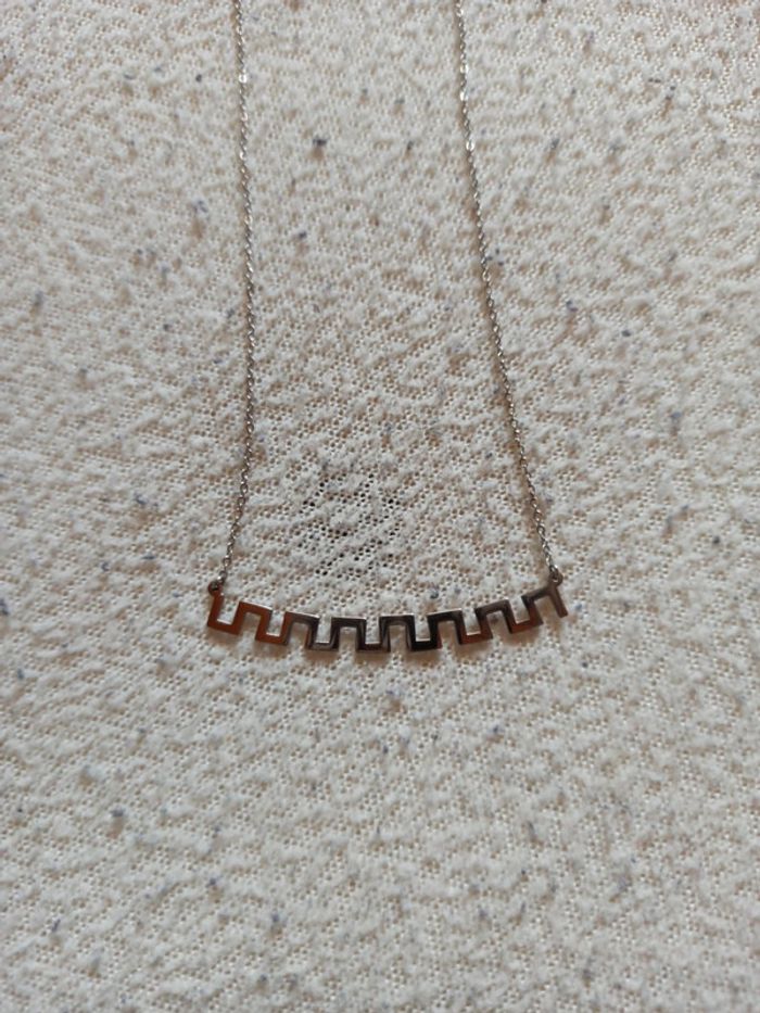 Collier original zag