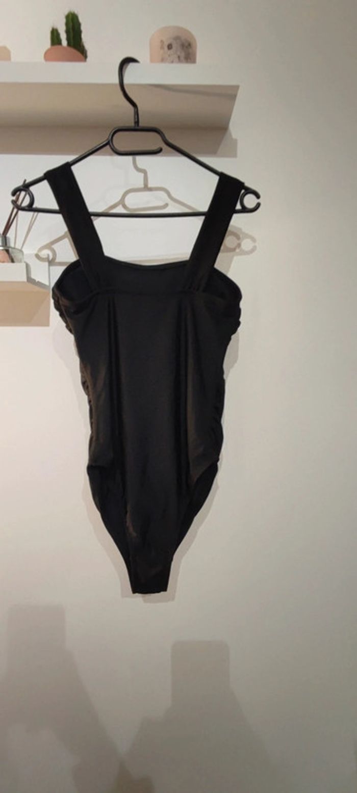 Maillot de bain de grossesse une pièce - photo numéro 2