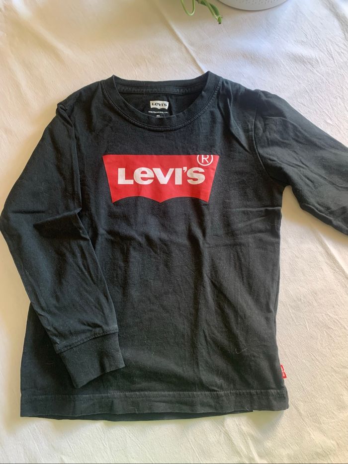Lot teeshirt Levi’s - photo numéro 2