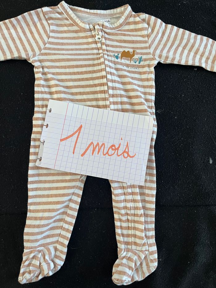 Pyjama 1 mois