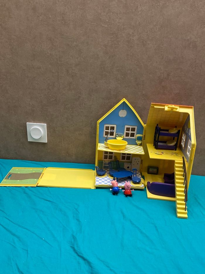 Peppa Pig, Maison de Luxe, Grande Maison Dépliable - photo numéro 4