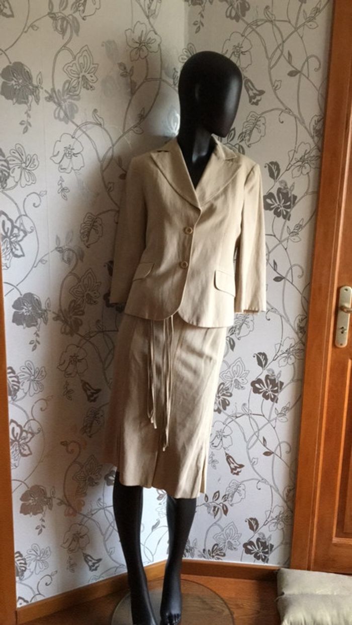 Ensemble jupe et veste - photo numéro 1