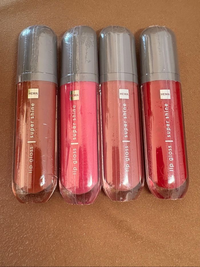 Lot 4 gloss Hema brillants