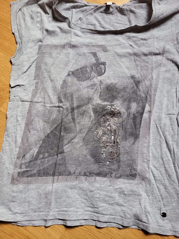 Tshirt - photo numéro 2